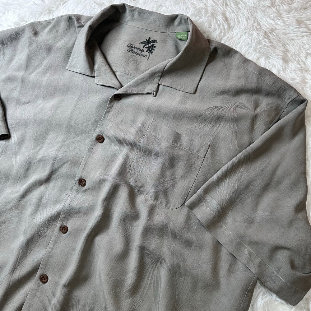 Tommy Bahama Veracruz Cay 100% Silk Camp Shirt Mens XXL Gray Jacquard Palm Tree